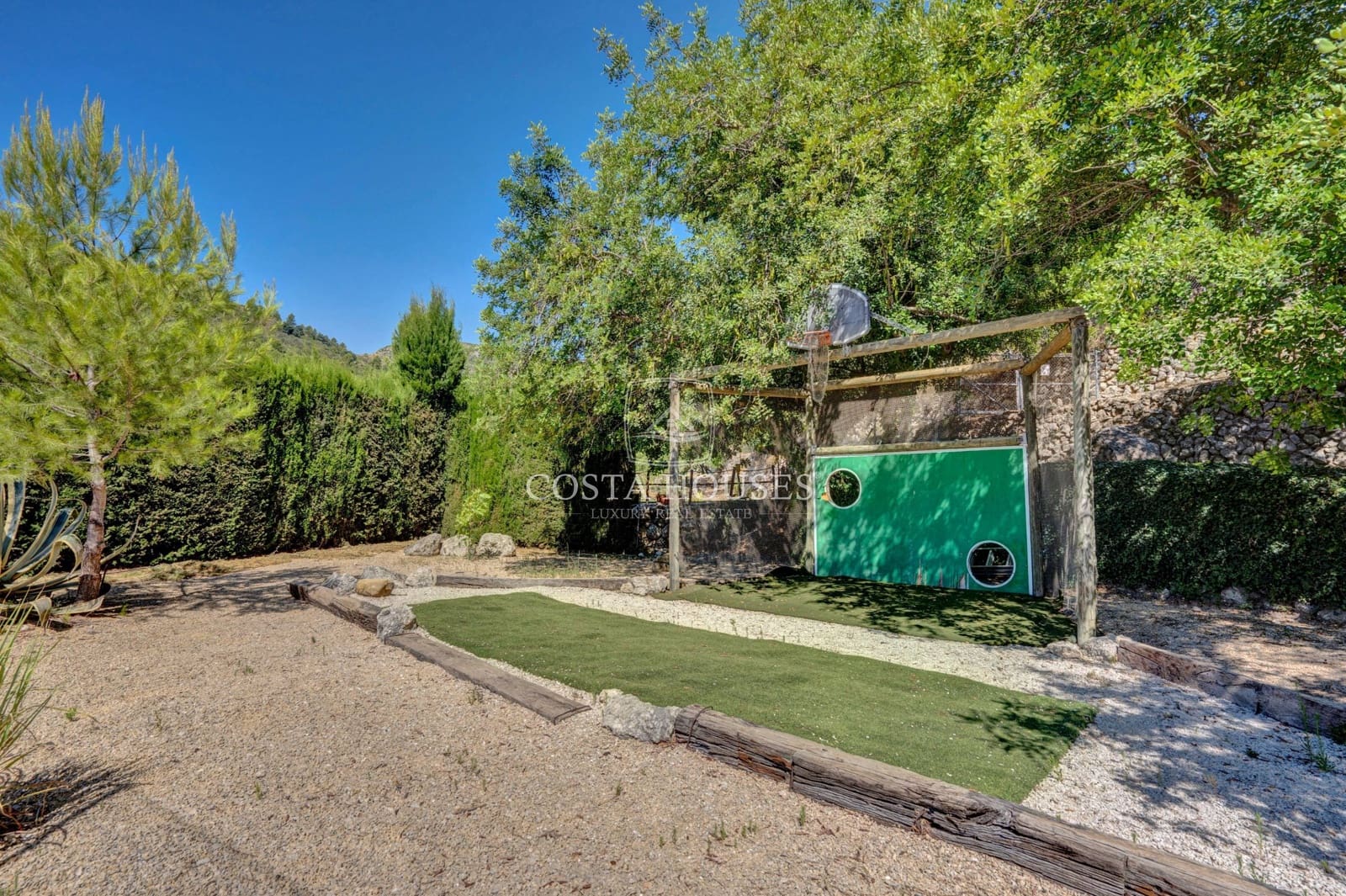 12 soveværelse Hotel til salg i Tarbena med swimmingpool garage - € 3.995.000 (Ref: 8864103)