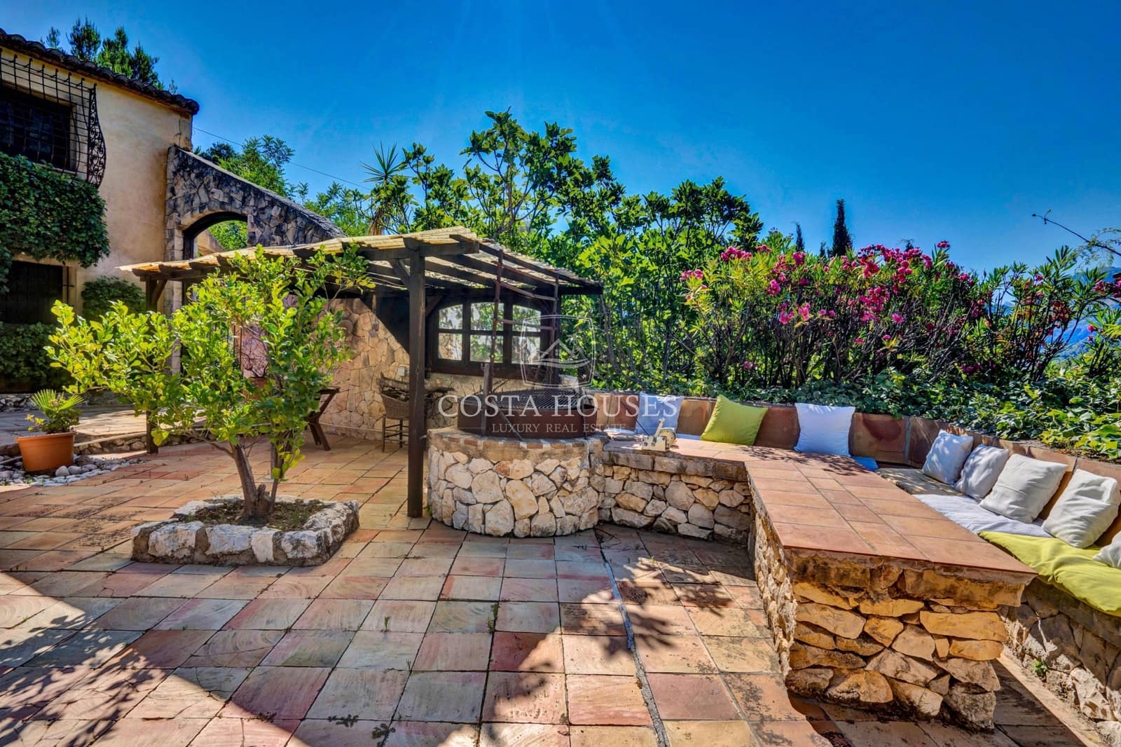 12 soveværelse Hotel til salg i Tarbena med swimmingpool garage - € 3.995.000 (Ref: 8864103)