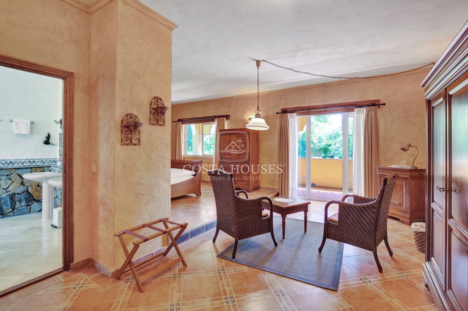 12 Zimmer Hotel zu verkaufen in Tarbena mit Pool Garage - 3.995.000 € (Ref: 8864103)