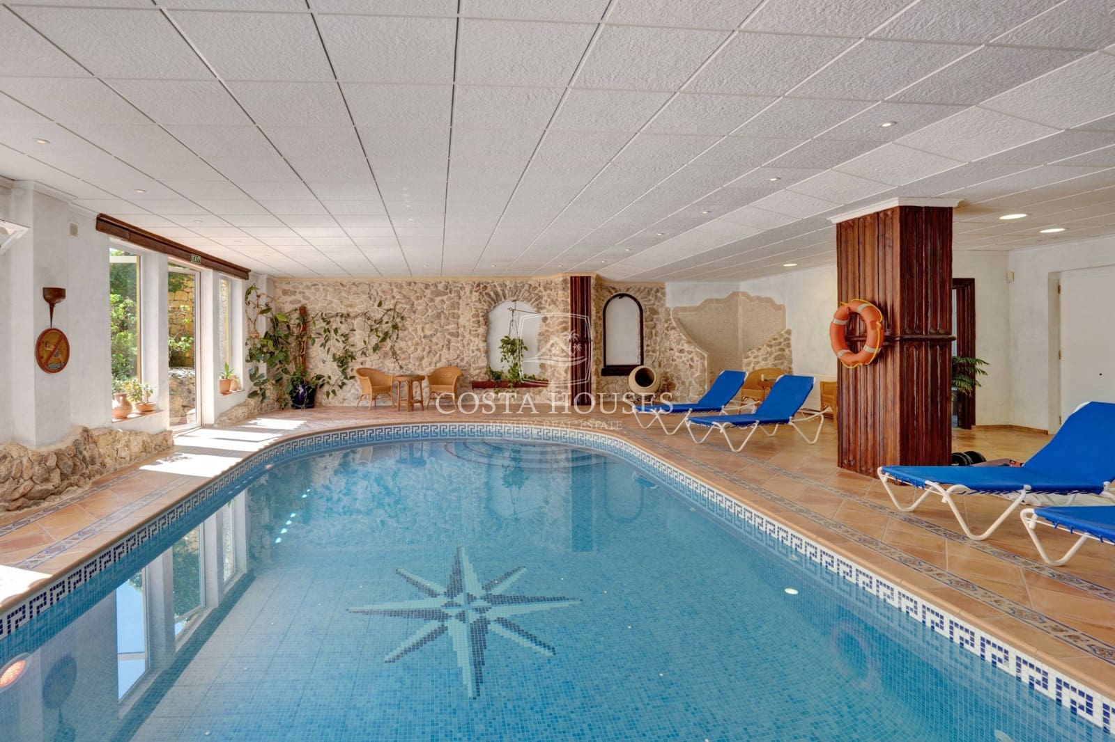 12 Zimmer Hotel zu verkaufen in Tarbena mit Pool Garage - 3.995.000 € (Ref: 8864103)