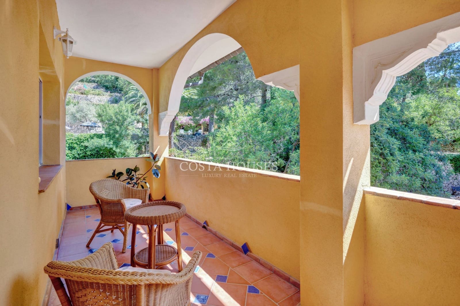 12 Zimmer Hotel zu verkaufen in Tarbena mit Pool Garage - 3.995.000 € (Ref: 8864103)