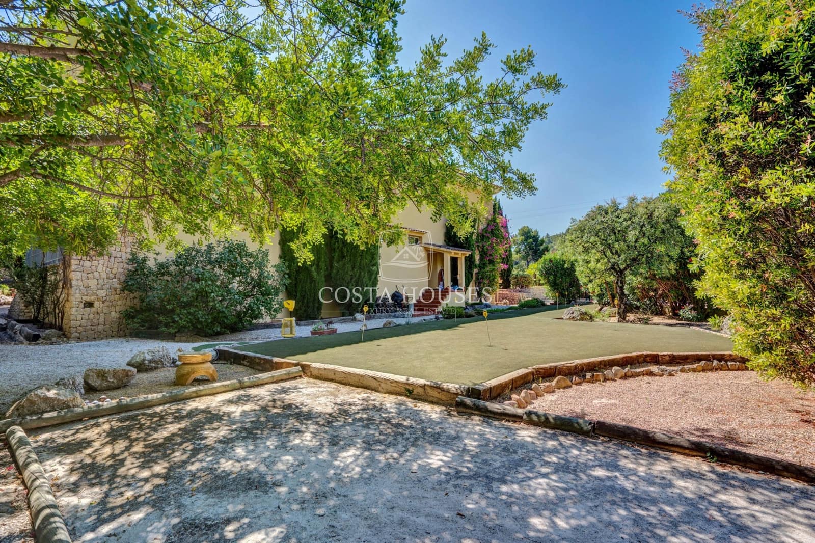 12 Zimmer Hotel zu verkaufen in Tarbena mit Pool Garage - 3.995.000 € (Ref: 8864103)