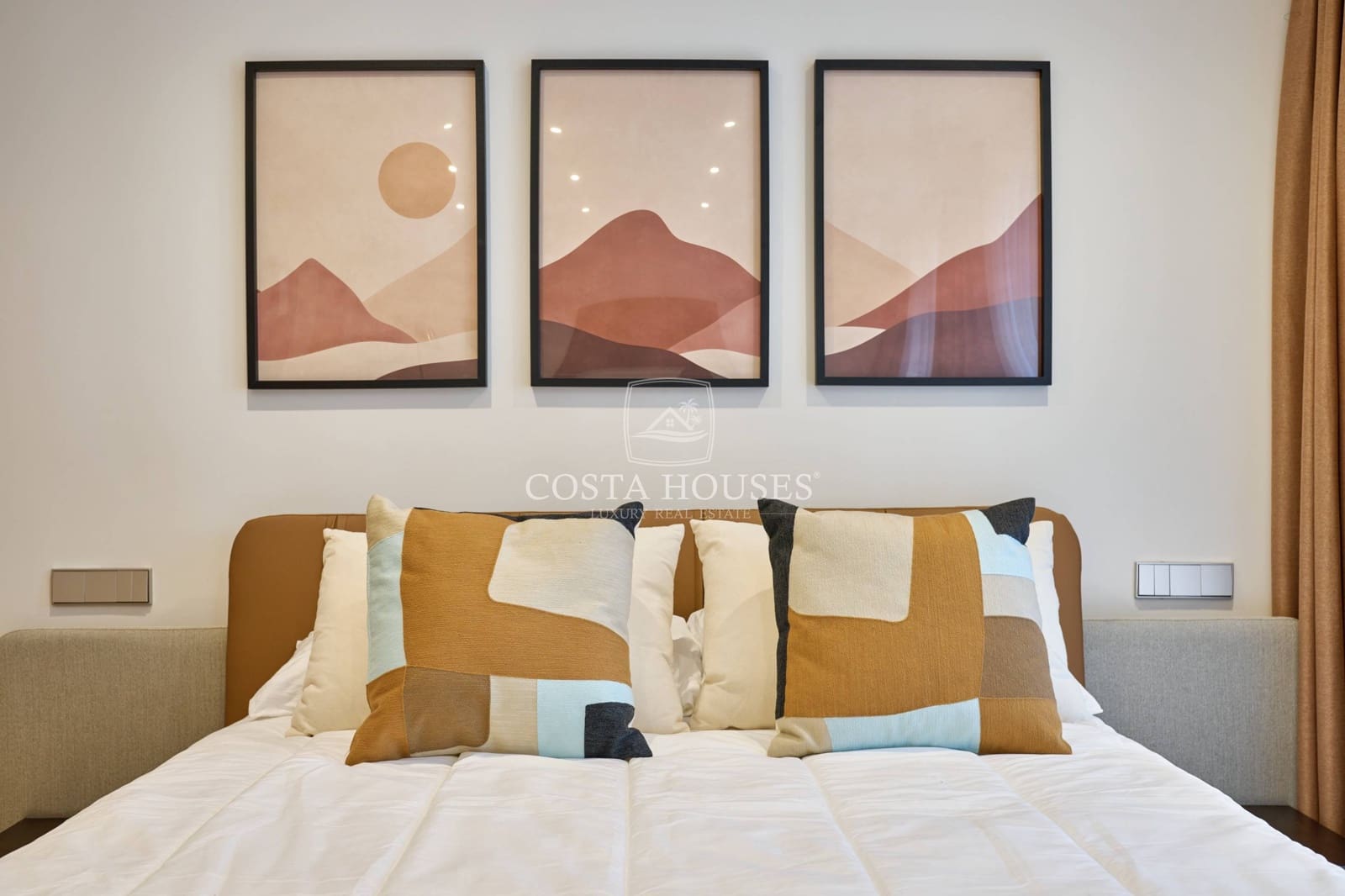 6 bedroom Villa for sale in Javea / Xabia with pool - € 5,700,000 (Ref: 8864106)