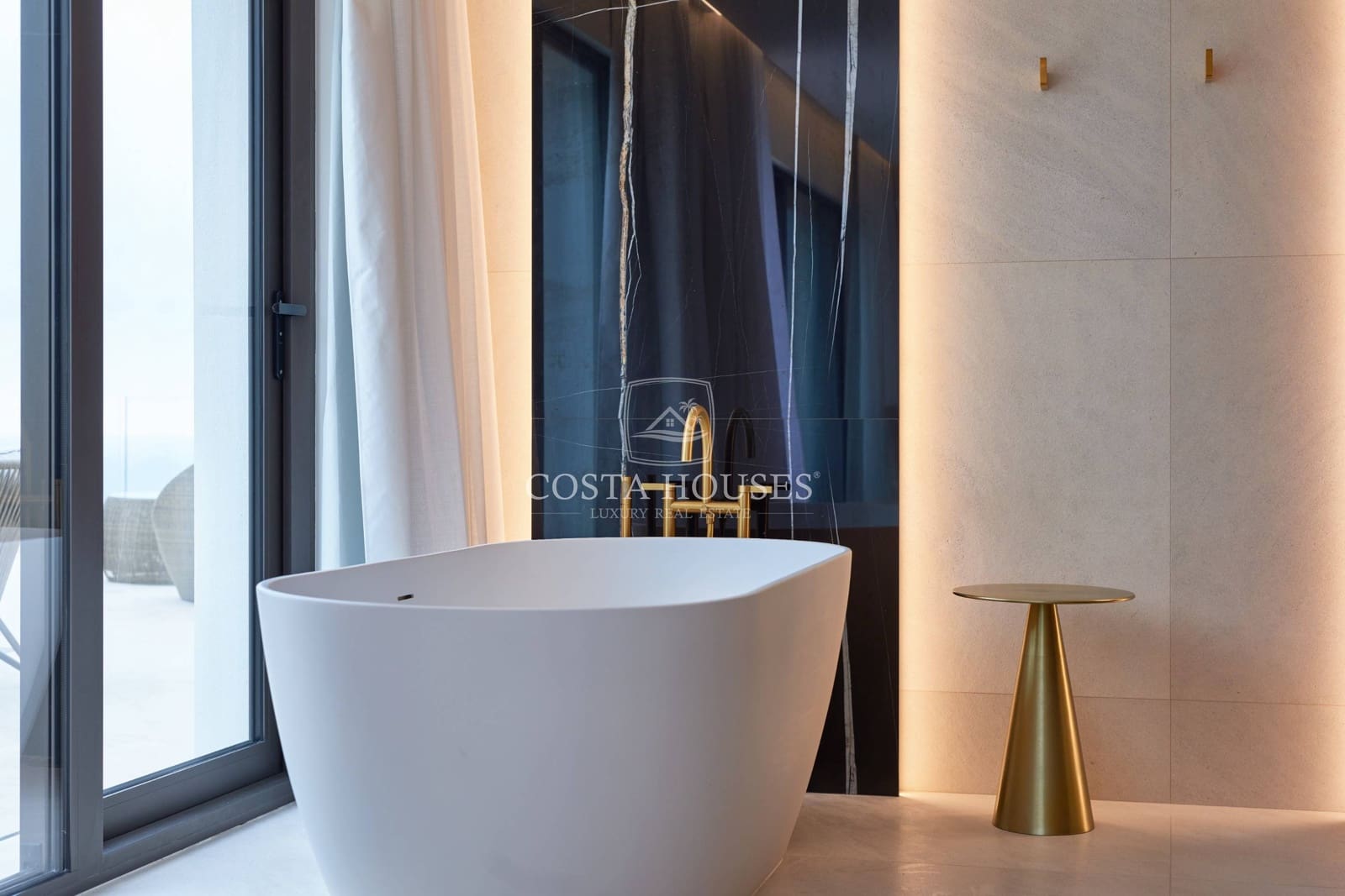 6 bedroom Villa for sale in Javea / Xabia with pool - € 5,700,000 (Ref: 8864106)