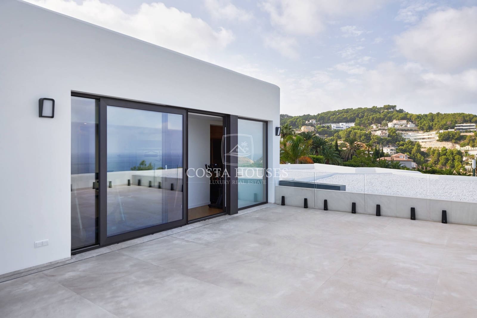 6 bedroom Villa for sale in Javea / Xabia with pool - € 5,700,000 (Ref: 8864106)