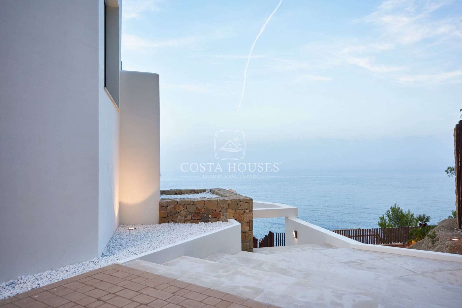 6 bedroom Villa for sale in Javea / Xabia with pool - € 5,700,000 (Ref: 8864106)