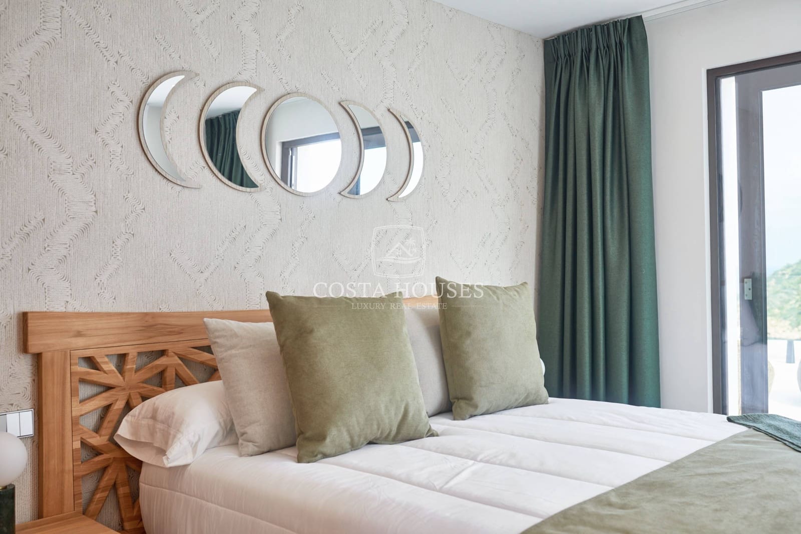 6 bedroom Villa for sale in Javea / Xabia with pool - € 5,700,000 (Ref: 8864106)