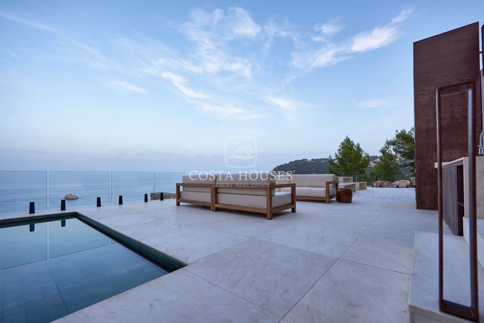 6 bedroom Villa for sale in Javea / Xabia with pool - € 5,700,000 (Ref: 8864106)