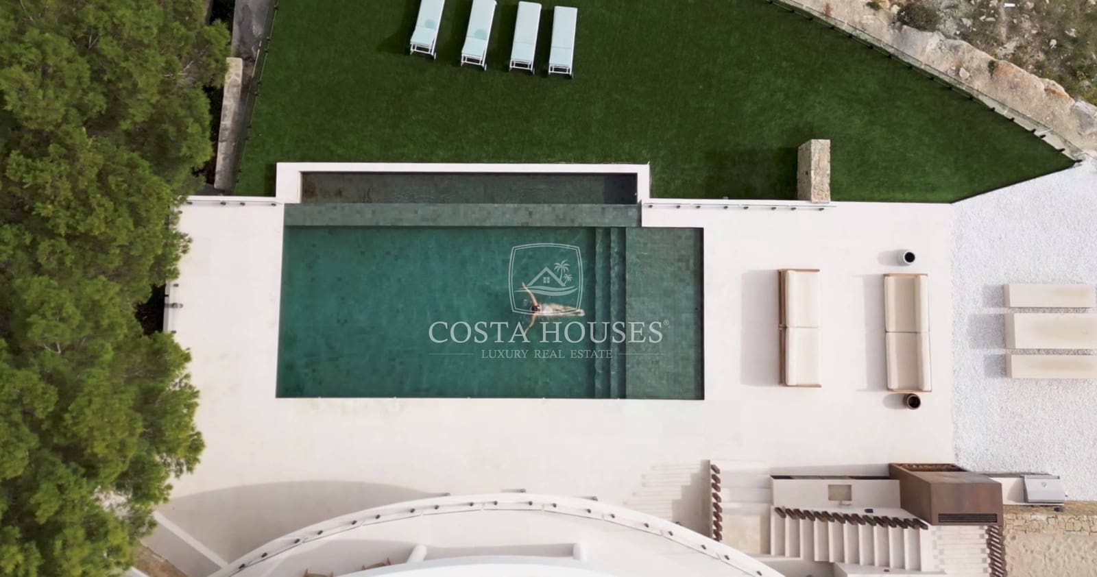 6 bedroom Villa for sale in Javea / Xabia with pool - € 5,700,000 (Ref: 8864106)