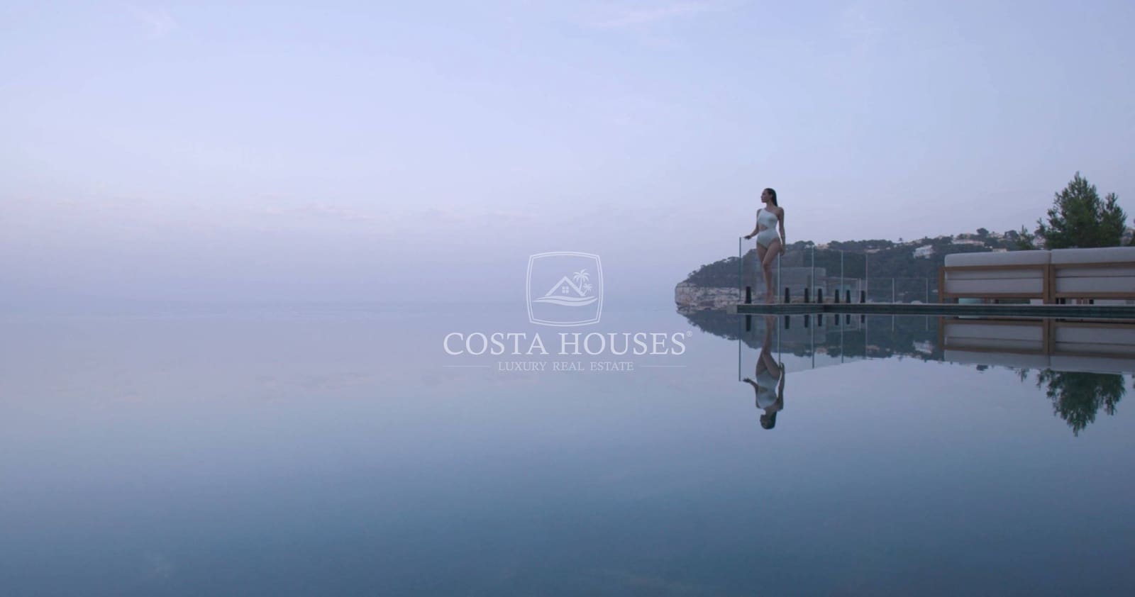 6 bedroom Villa for sale in Javea / Xabia with pool - € 5,700,000 (Ref: 8864106)