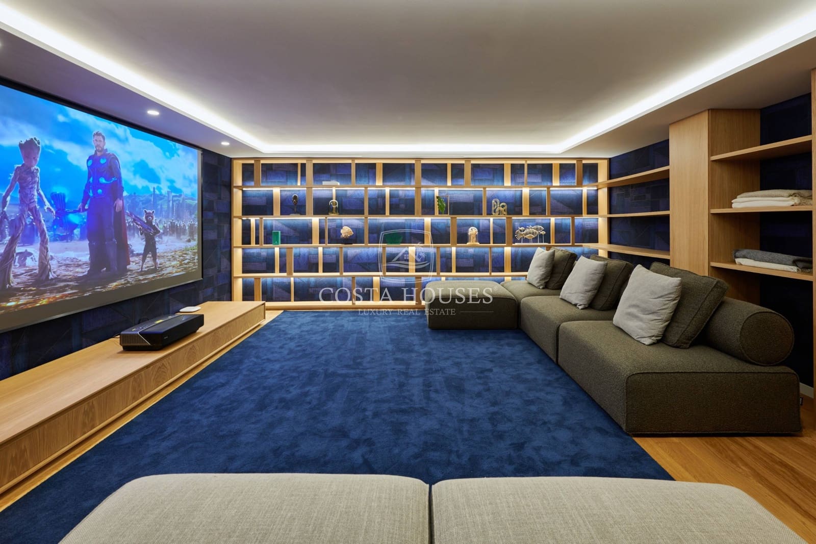 6 bedroom Villa for sale in Javea / Xabia with pool - € 5,700,000 (Ref: 8864106)