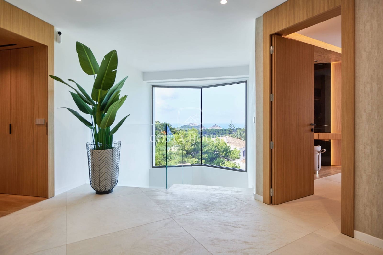 6 bedroom Villa for sale in Javea / Xabia with pool - € 5,700,000 (Ref: 8864106)