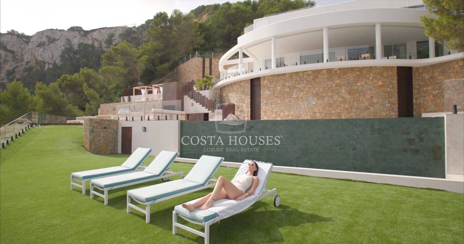 6 bedroom Villa for sale in Javea / Xabia with pool - € 5,700,000 (Ref: 8864106)