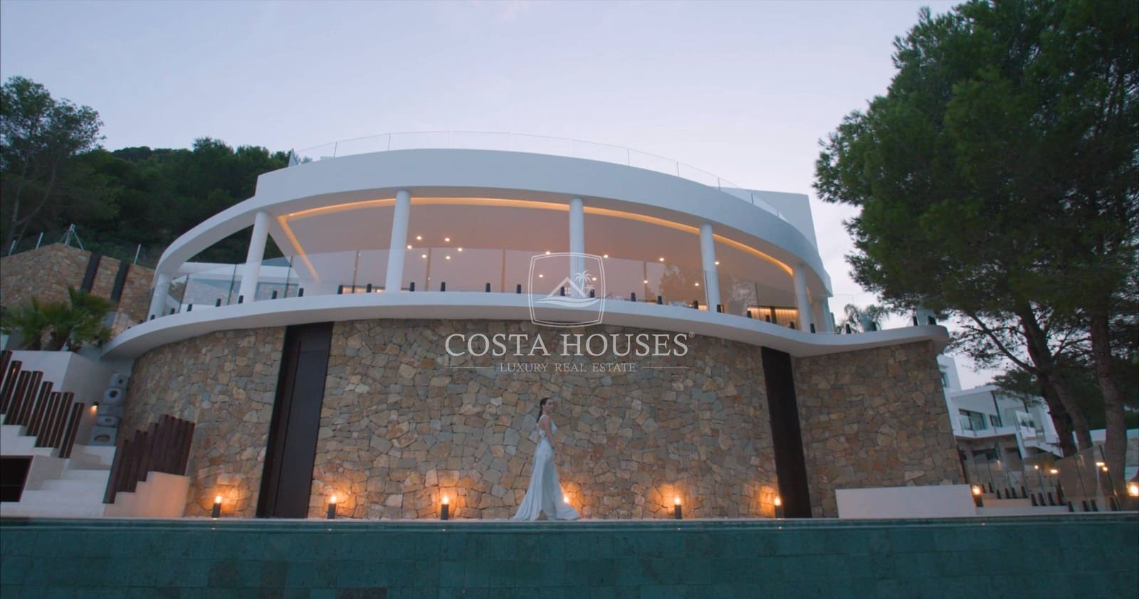 6 bedroom Villa for sale in Javea / Xabia with pool - € 5,700,000 (Ref: 8864106)