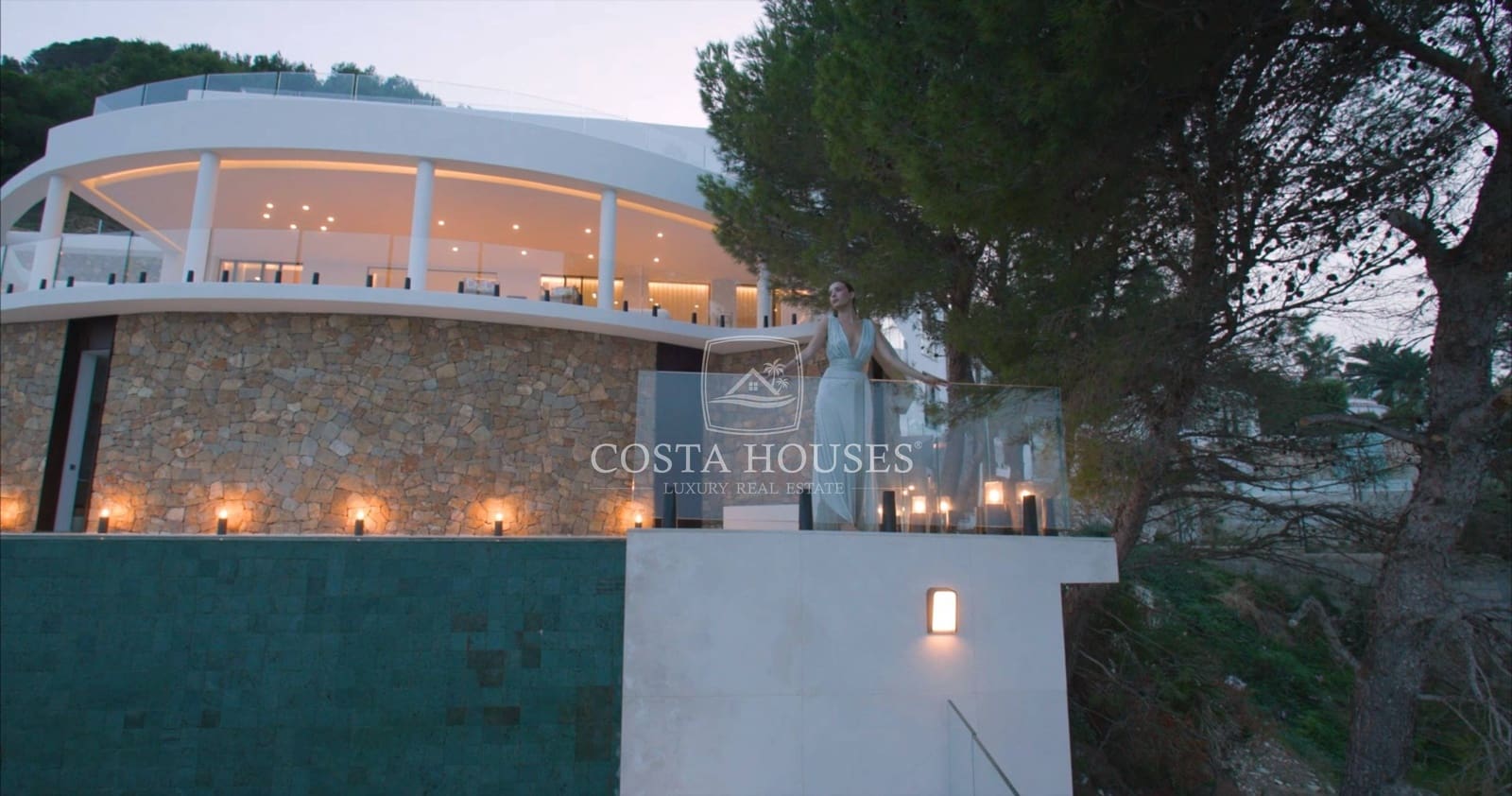 6 bedroom Villa for sale in Javea / Xabia with pool - € 5,700,000 (Ref: 8864106)