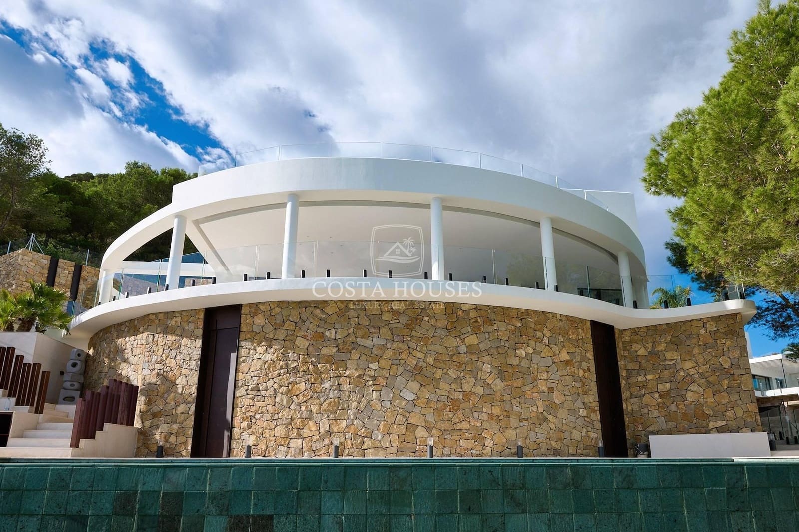 6 bedroom Villa for sale in Javea / Xabia with pool - € 5,700,000 (Ref: 8864106)