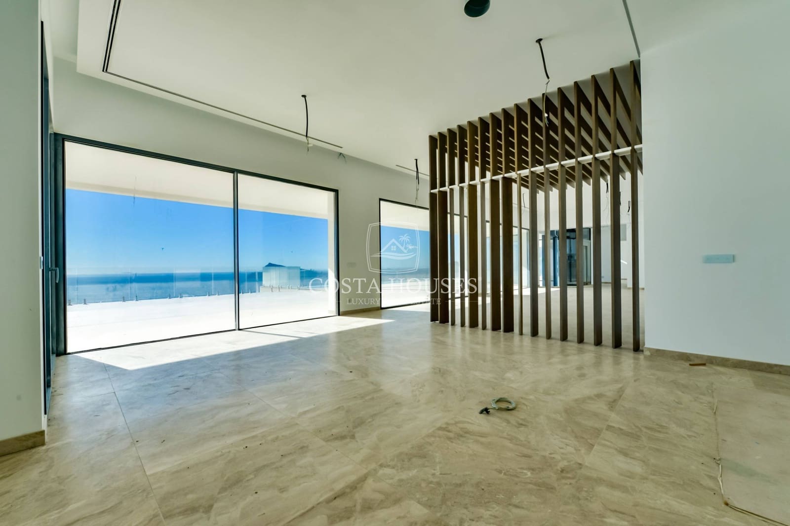 5 bedroom Villa for sale in Altea with pool garage - € 5,800,000 (Ref: 8864108)