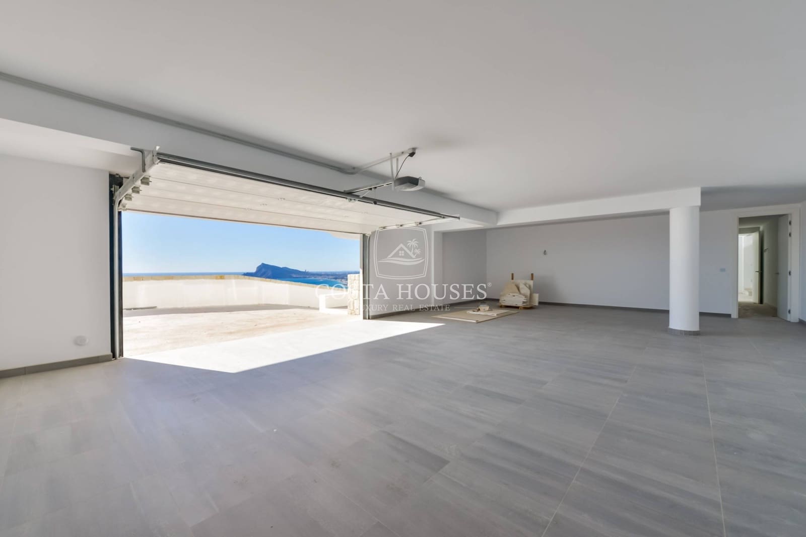 5 bedroom Villa for sale in Altea with pool garage - € 5,800,000 (Ref: 8864108)