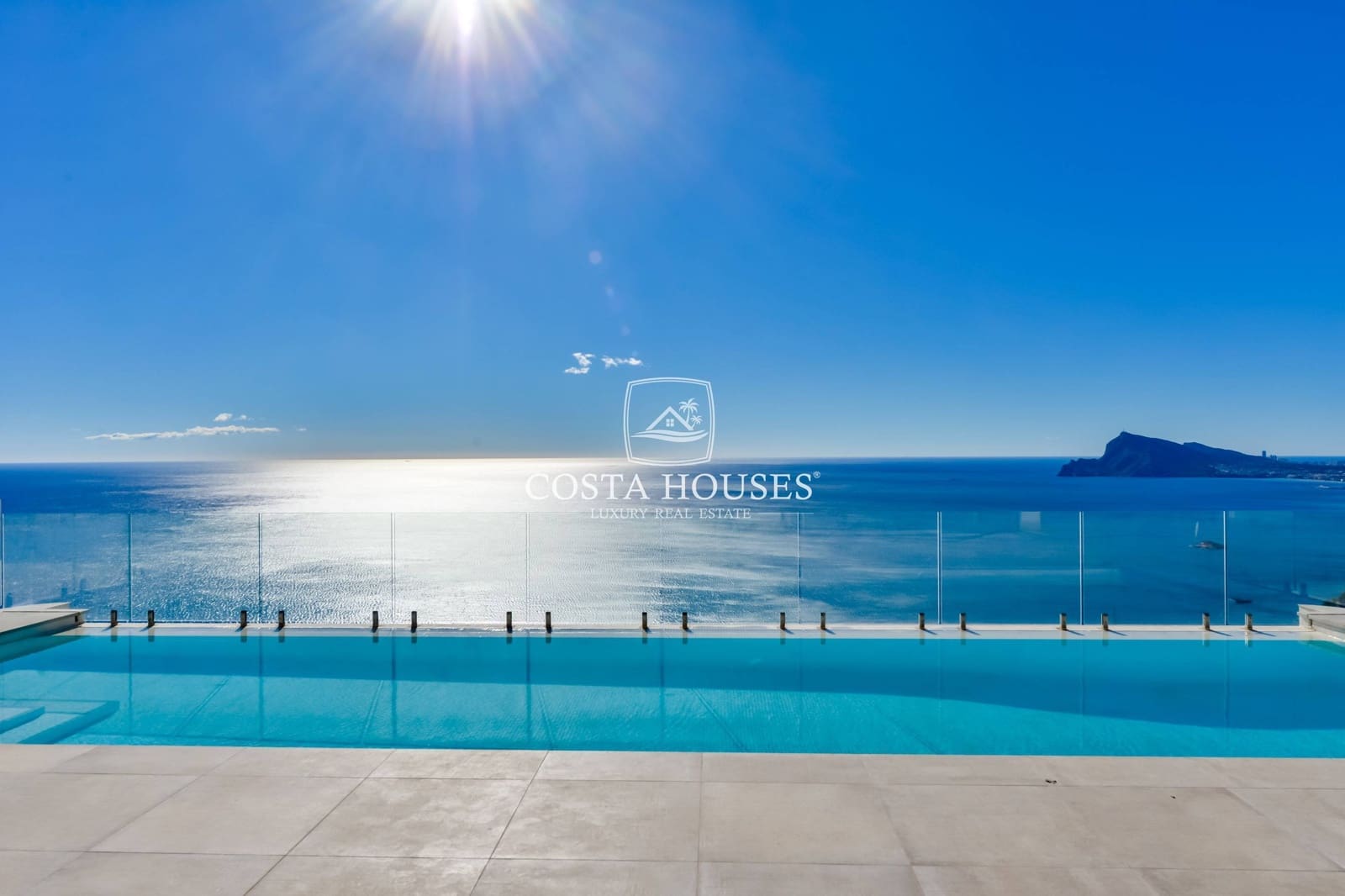 5 bedroom Villa for sale in Altea with pool garage - € 5,800,000 (Ref: 8864108)