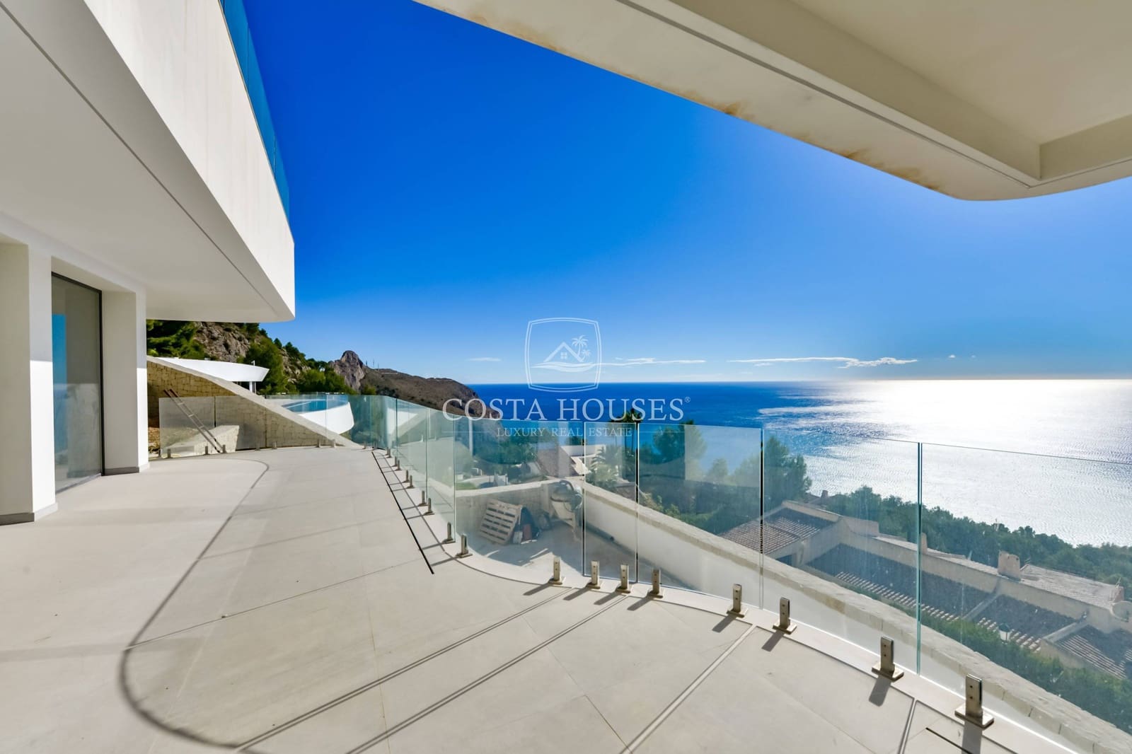 5 bedroom Villa for sale in Altea with pool garage - € 5,800,000 (Ref: 8864108)