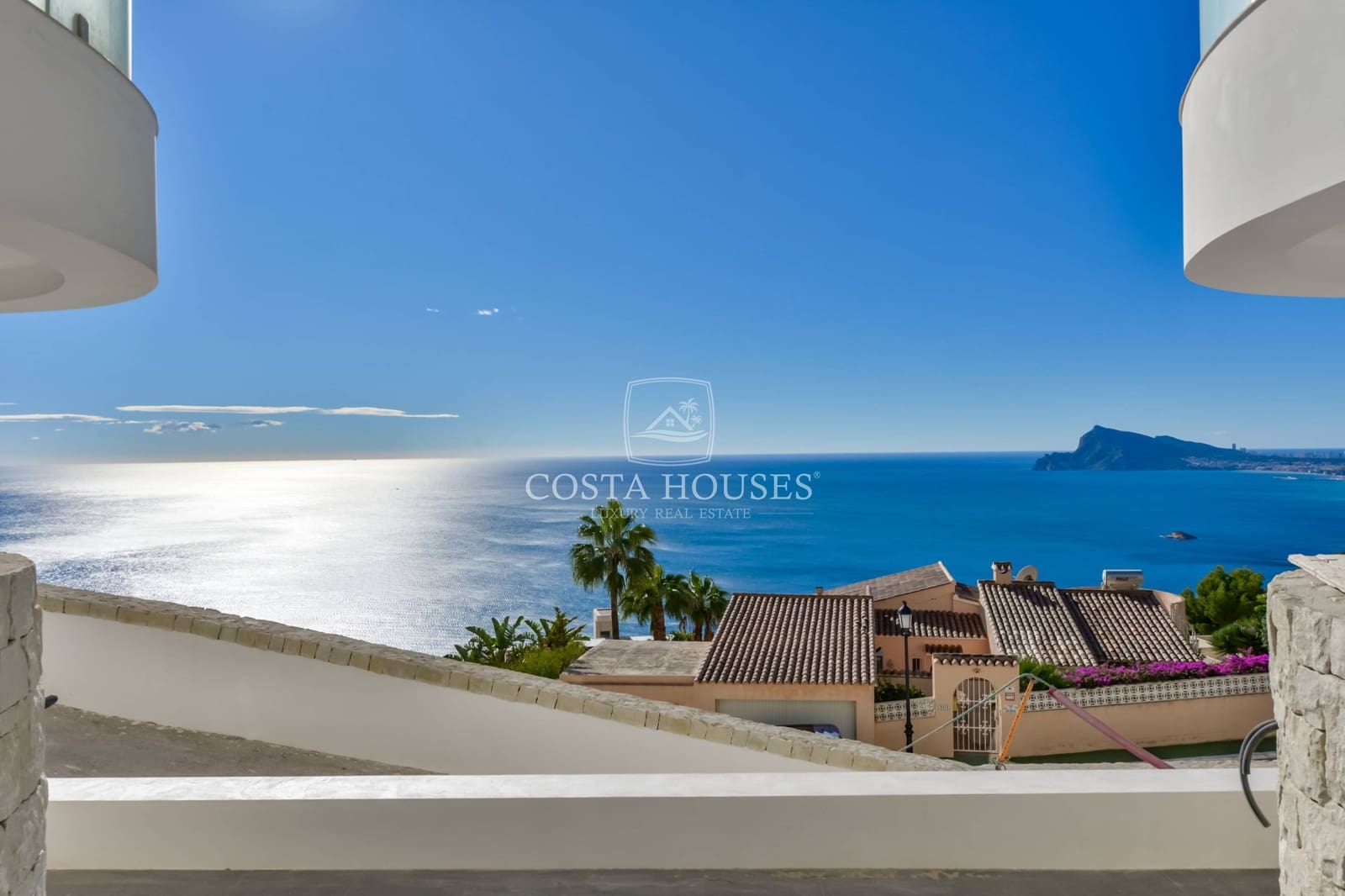 5 bedroom Villa for sale in Altea with pool garage - € 5,800,000 (Ref: 8864108)