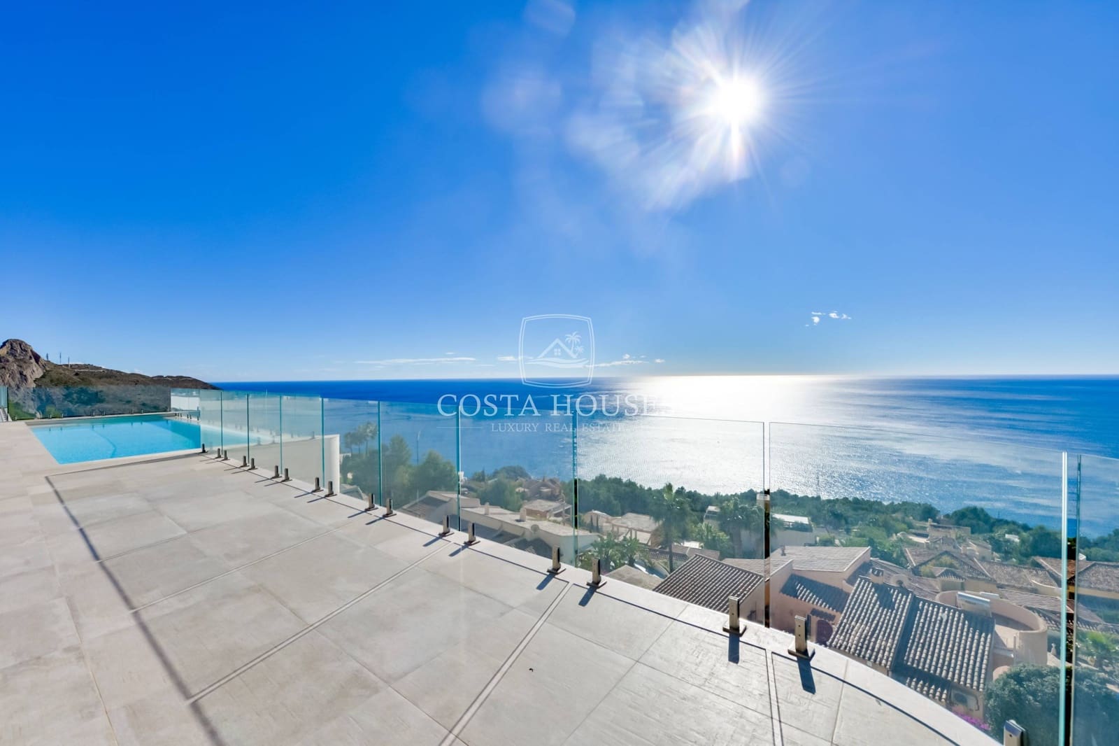 5 bedroom Villa for sale in Altea with pool garage - € 5,800,000 (Ref: 8864108)