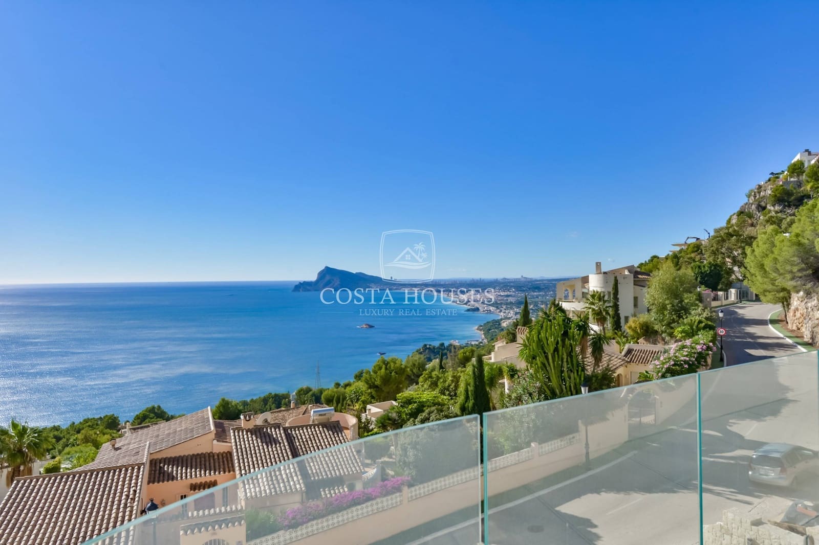 5 bedroom Villa for sale in Altea with pool garage - € 5,800,000 (Ref: 8864108)