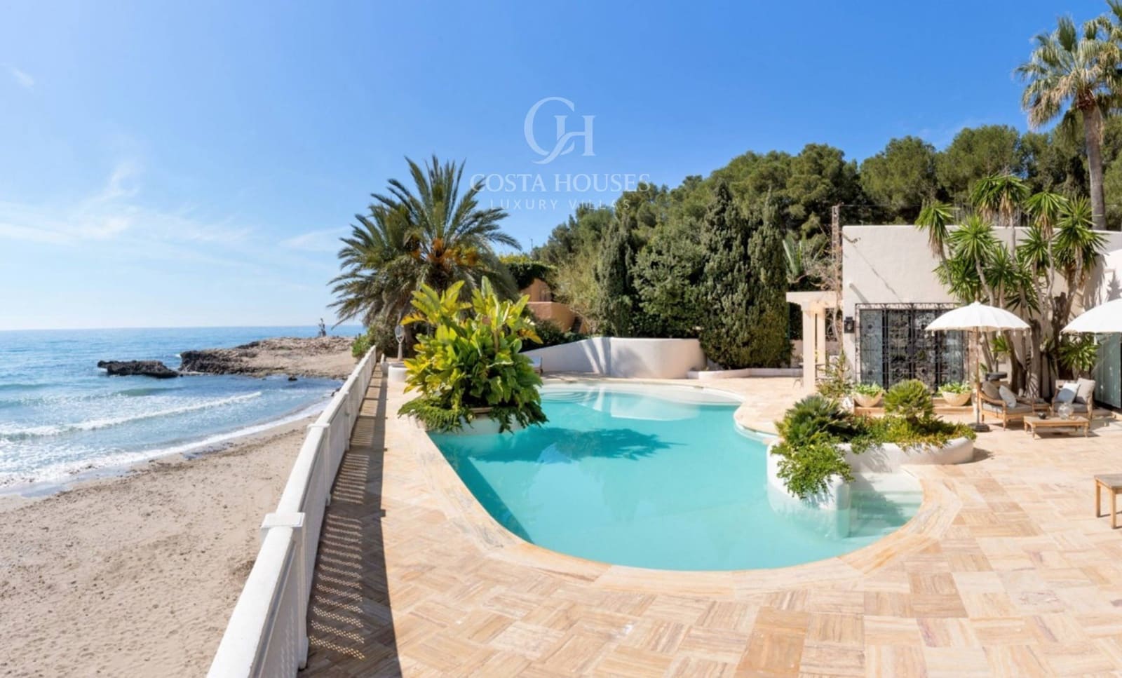 5 bedroom Villa for sale in Moraira with pool - € 5,850,000 (Ref: 8864109)