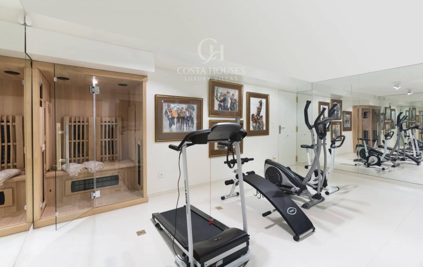 5 bedroom Villa for sale in Moraira with pool - € 5,850,000 (Ref: 8864109)