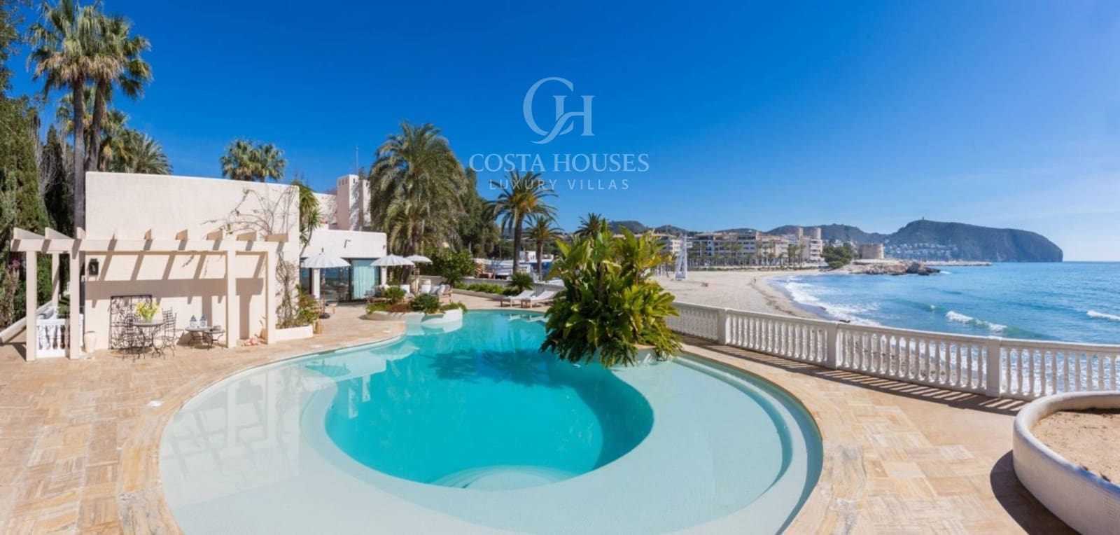 5 bedroom Villa for sale in Moraira with pool - € 5,850,000 (Ref: 8864109)