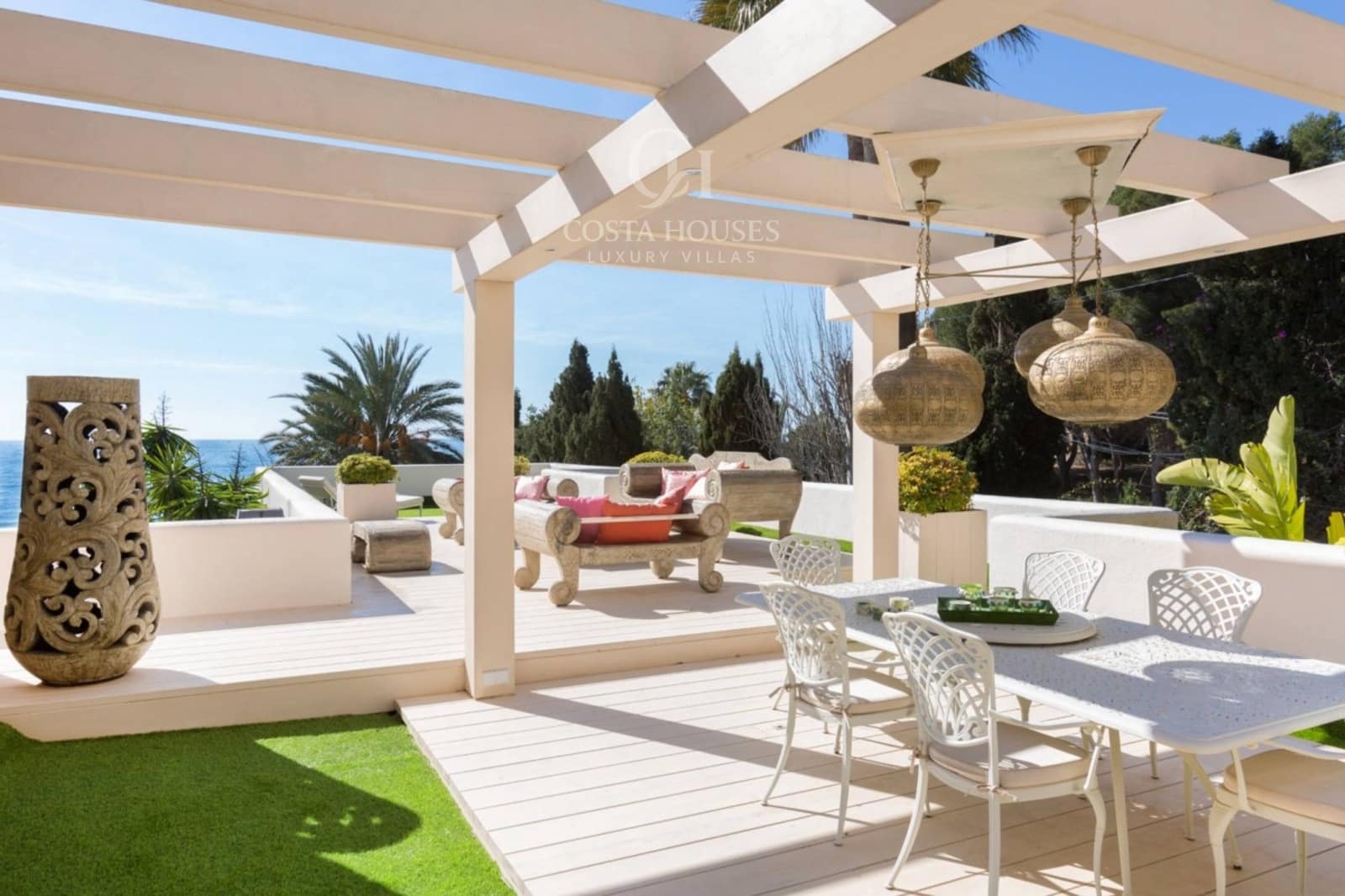 5 bedroom Villa for sale in Moraira with pool - € 5,850,000 (Ref: 8864109)