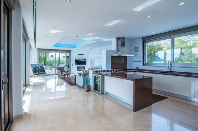 6 slaapkamer Villa te koop in Altea met zwembad garage - € 6.300.000 (Ref: 8864110)