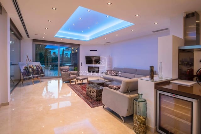 6 slaapkamer Villa te koop in Altea met zwembad garage - € 6.300.000 (Ref: 8864110)