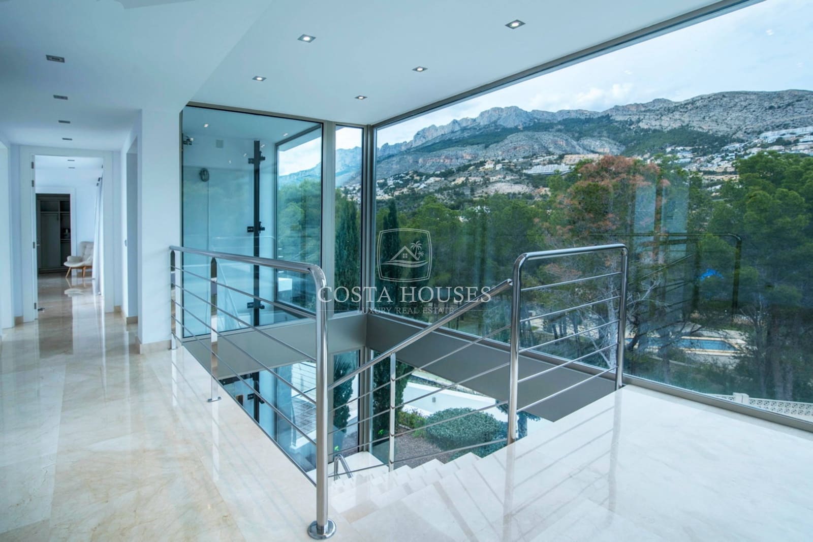 6 quarto Moradia para venda em Altea com piscina garagem - 6 300 000 € (Ref: 8864110)