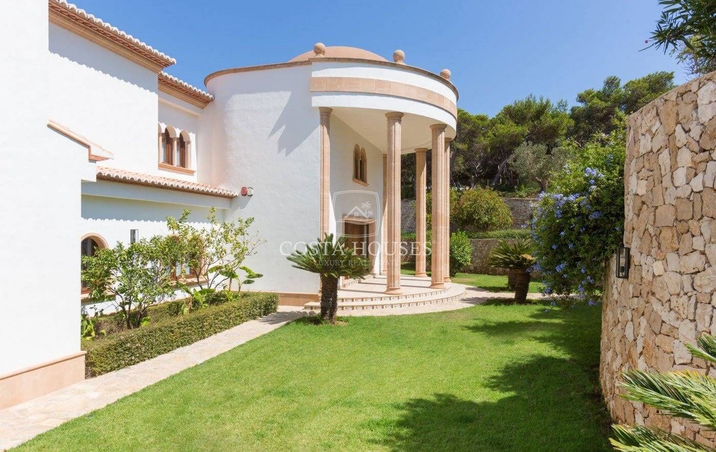 10 bedroom Villa for sale in Javea / Xabia with pool garage - € 7,850,000 (Ref: 8864114)