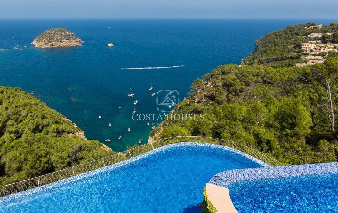 10 bedroom Villa for sale in Javea / Xabia with pool garage - € 7,850,000 (Ref: 8864114)