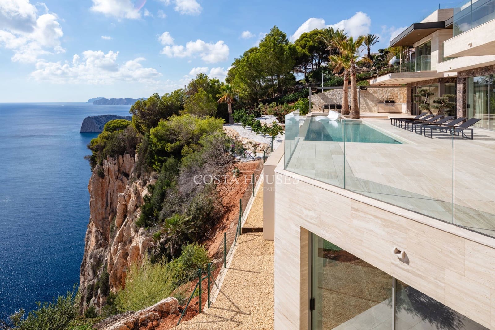 5 bedroom Villa for sale in Javea / Xabia with pool garage - € 7,990,000 (Ref: 8864115)