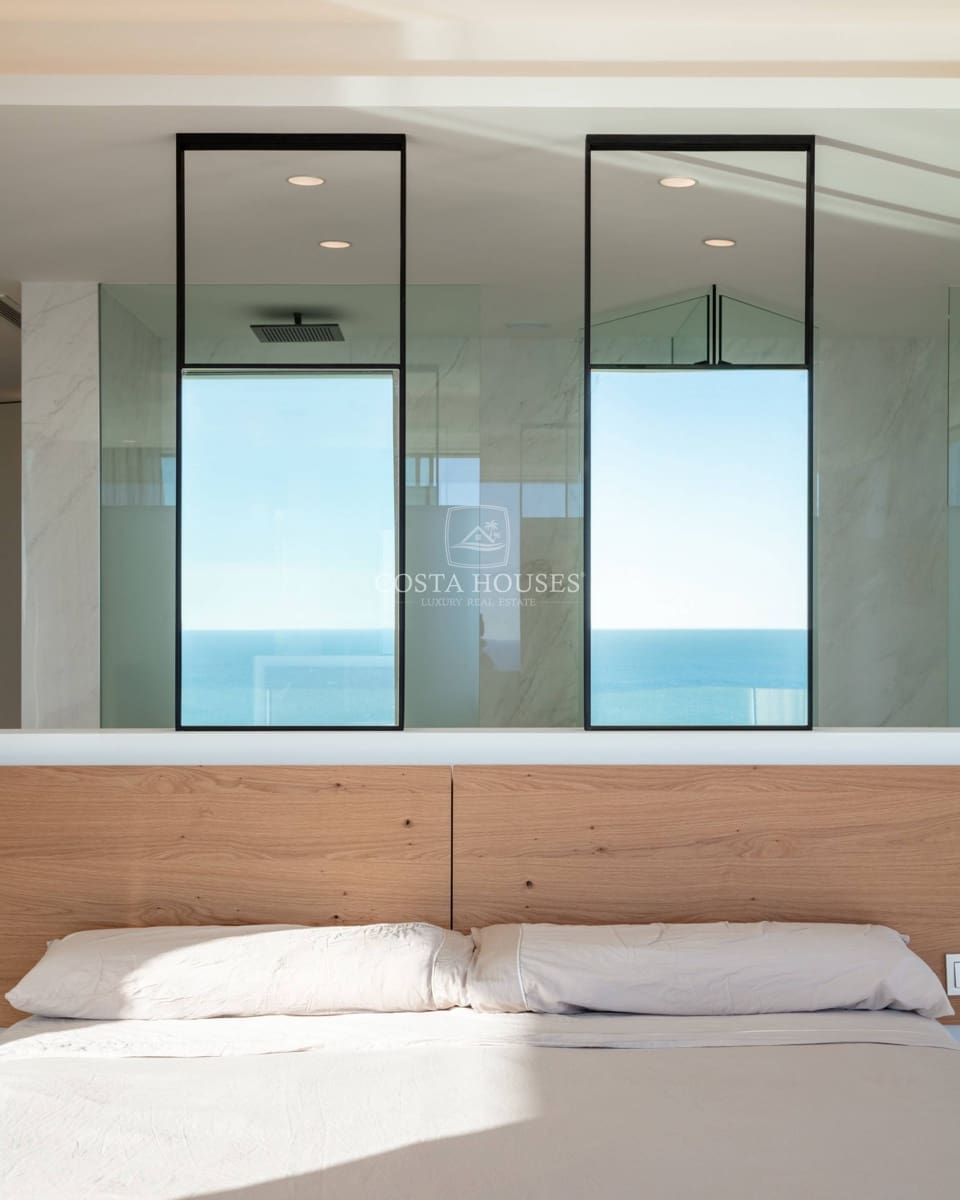 5 bedroom Villa for sale in Javea / Xabia with pool garage - € 7,990,000 (Ref: 8864115)