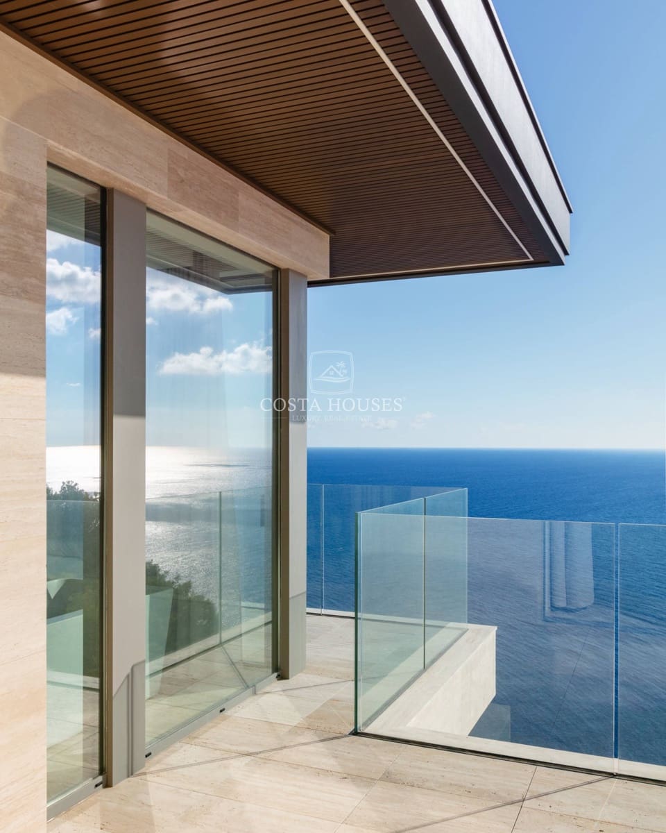 5 bedroom Villa for sale in Javea / Xabia with pool garage - € 7,990,000 (Ref: 8864115)