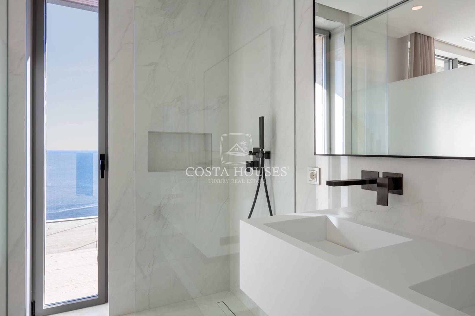 5 bedroom Villa for sale in Javea / Xabia with pool garage - € 7,990,000 (Ref: 8864115)