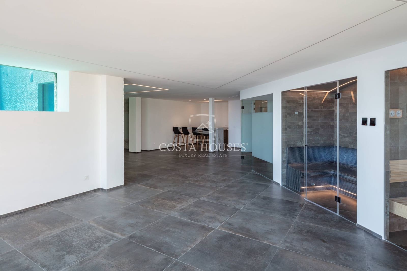 5 bedroom Villa for sale in Javea / Xabia with pool garage - € 7,990,000 (Ref: 8864115)