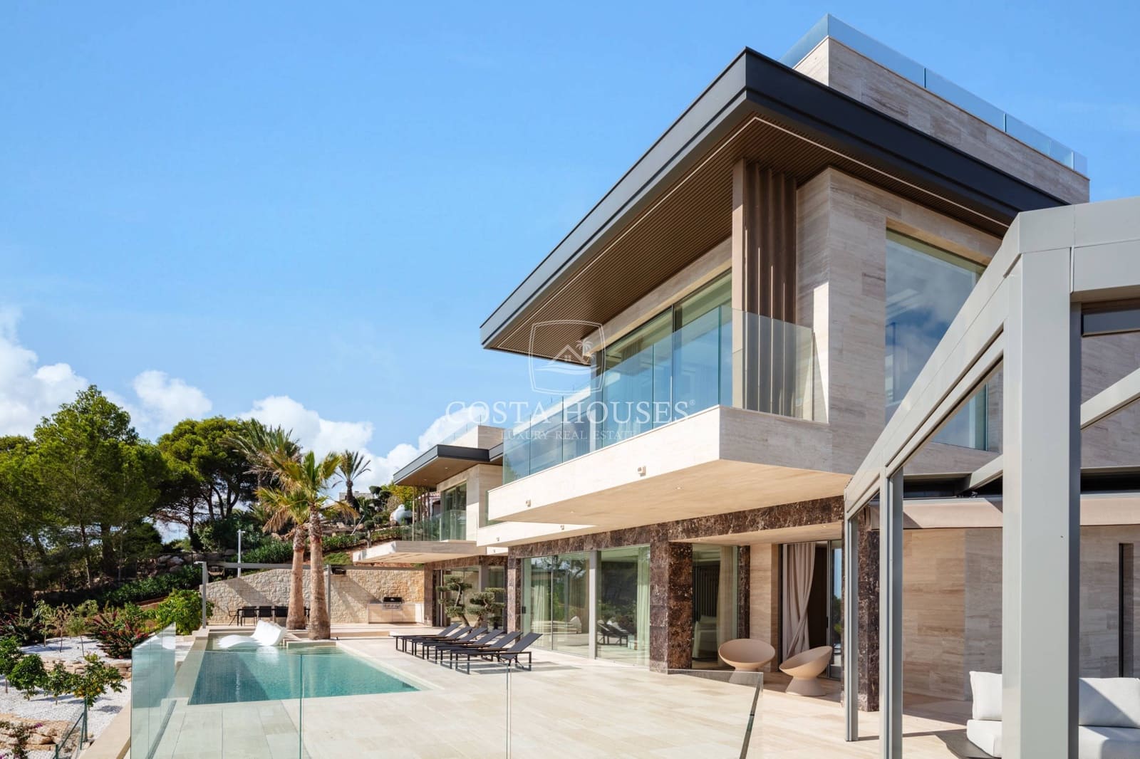 5 bedroom Villa for sale in Javea / Xabia with pool garage - € 7,990,000 (Ref: 8864115)