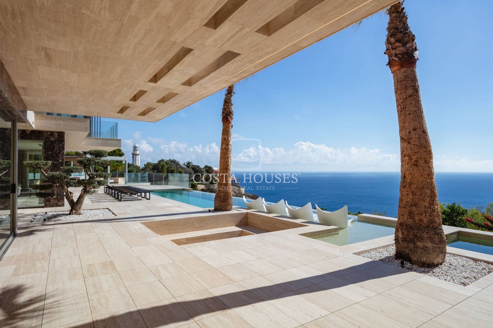 5 bedroom Villa for sale in Javea / Xabia with pool garage - € 7,990,000 (Ref: 8864115)