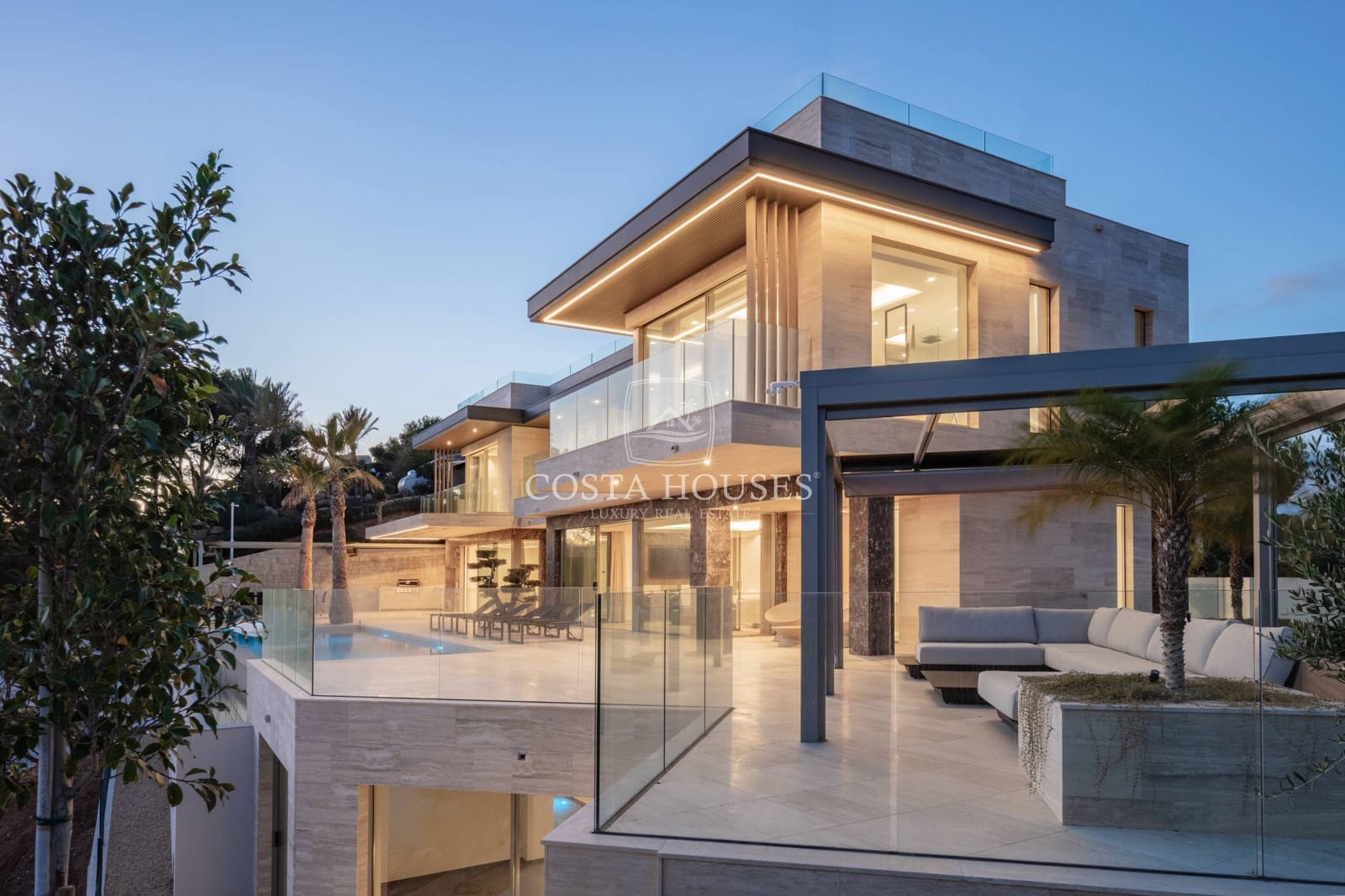 5 bedroom Villa for sale in Javea / Xabia with pool garage - € 7,990,000 (Ref: 8864115)