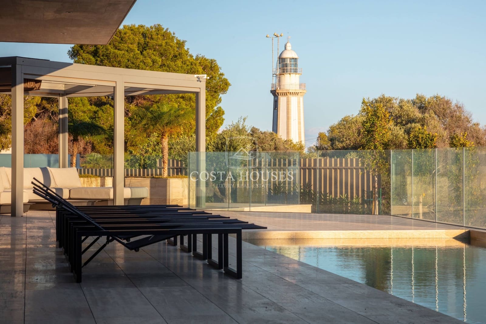 5 bedroom Villa for sale in Javea / Xabia with pool garage - € 7,990,000 (Ref: 8864115)