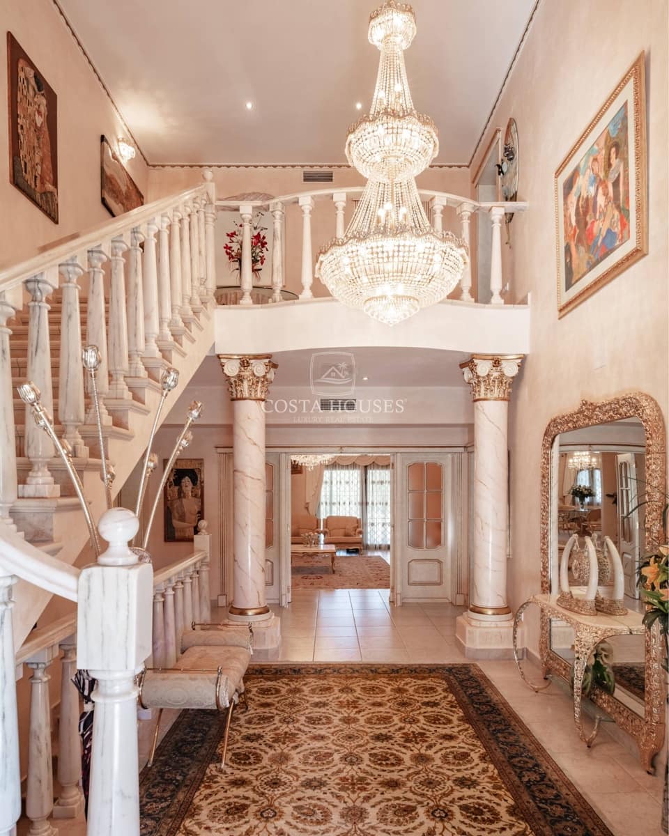 15 soveværelse Villa til salg i Adsubia med swimmingpool garage - € 5.650.000 (Ref: 8889240)