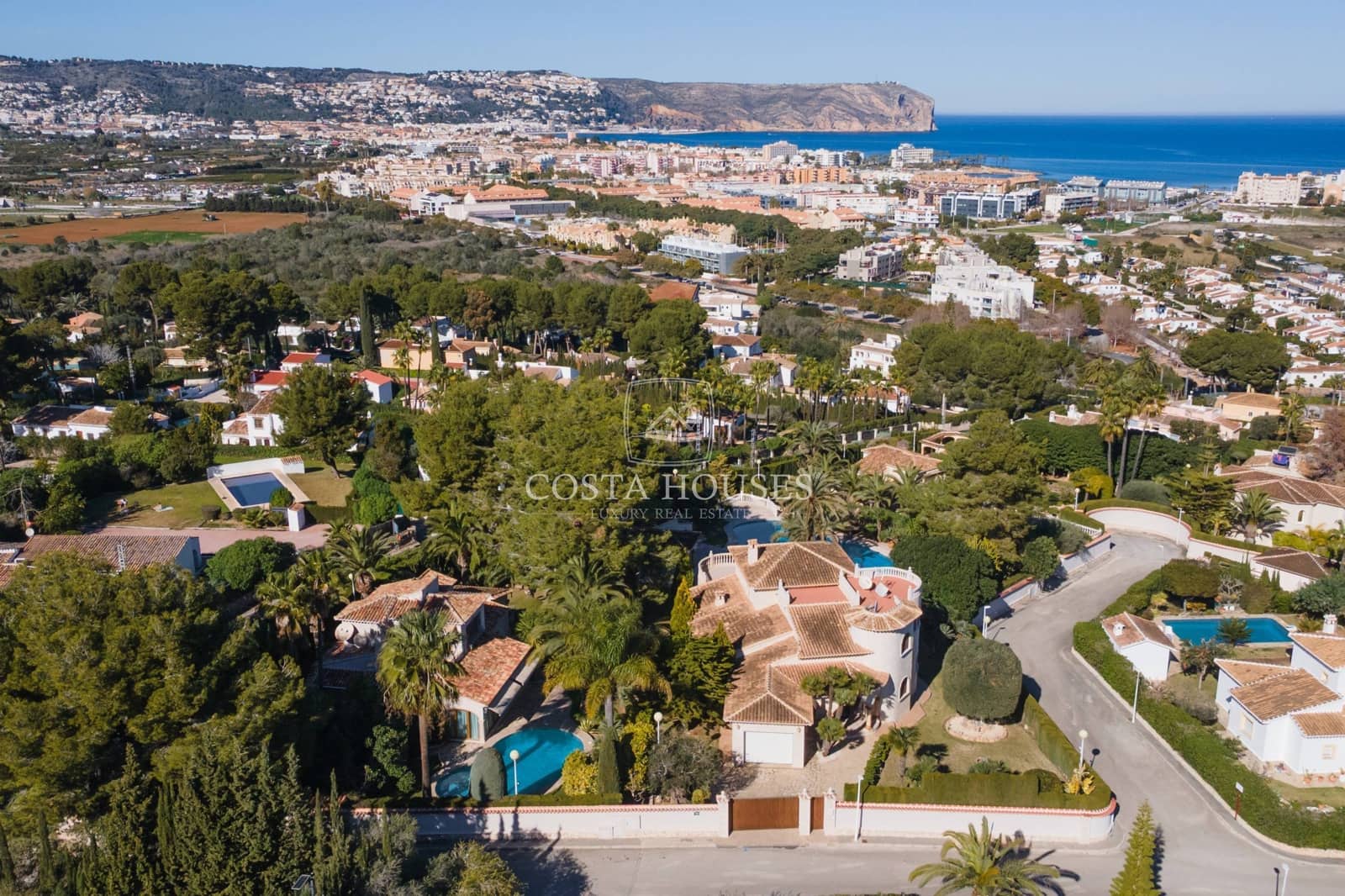 15 soveværelse Villa til salg i Adsubia med swimmingpool garage - € 5.650.000 (Ref: 8889240)