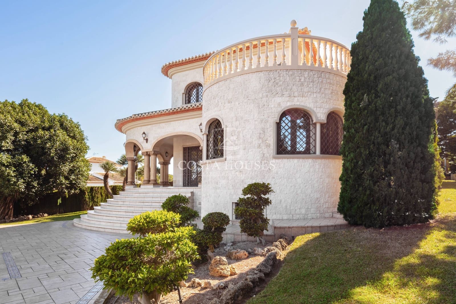 15 soveværelse Villa til salg i Adsubia med swimmingpool garage - € 5.650.000 (Ref: 8889240)