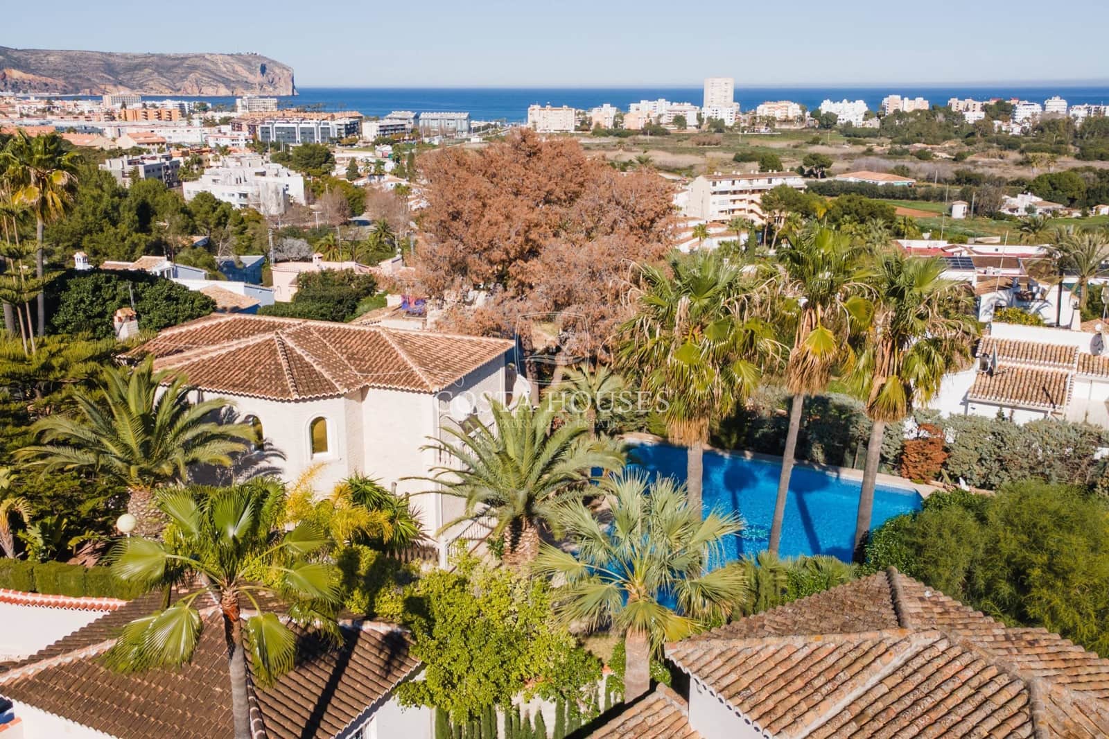 2 soverom Villa til salgs i Adsubia med svømmebasseng garasje - € 1 500 000 (Ref: 8891098)