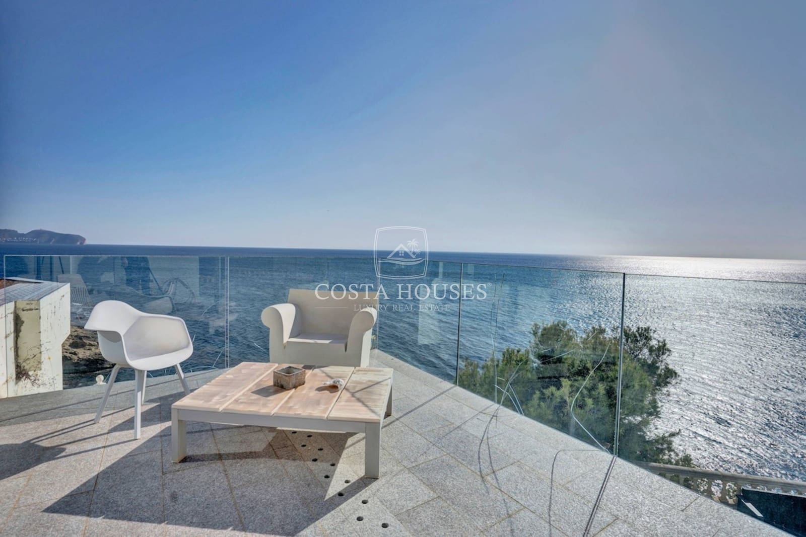 3 bedroom Villa for sale in Benissa with garage - € 1,500,000 (Ref: 8903006)